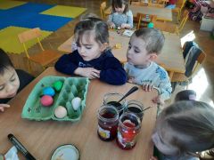 ilustracja do wpisu 
🥚🐣JAJKA MAŁE I DUŻE - przygotowanie do Wielkanocy🥚🐣