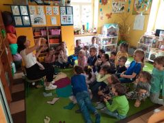 ilustracja do wpisu 
"WIEWIÓRKA JULKA"- zajęcia edukacyjne o ząbkach cz. 3